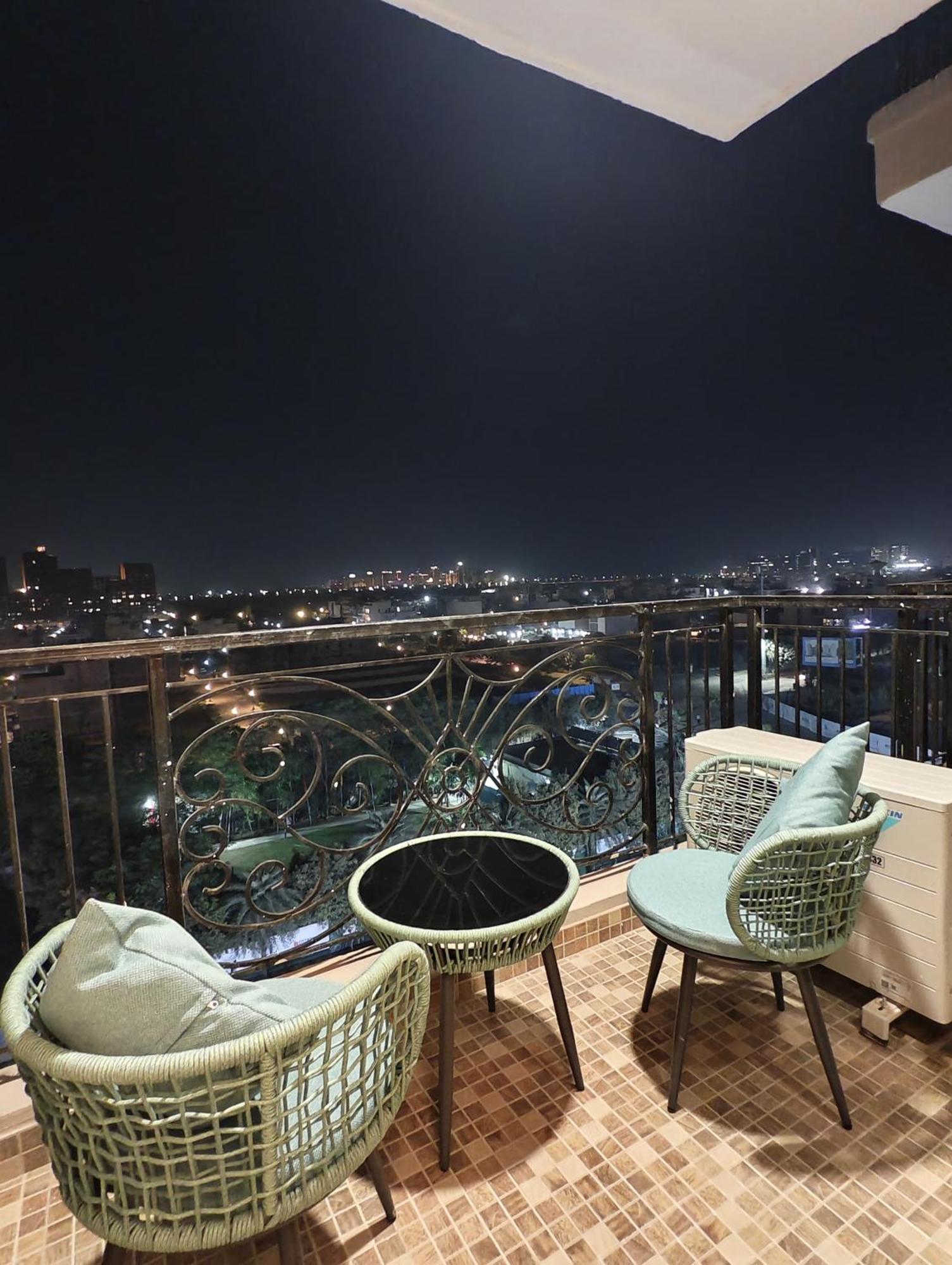 Bed and Breakfast Omaxe Hazratganj , Khusi Mahal Lucknow Exterior foto